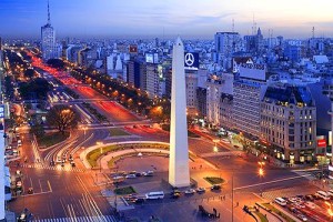 El Obelisco de Buenos Aires es una figura emblemática de Argentina.