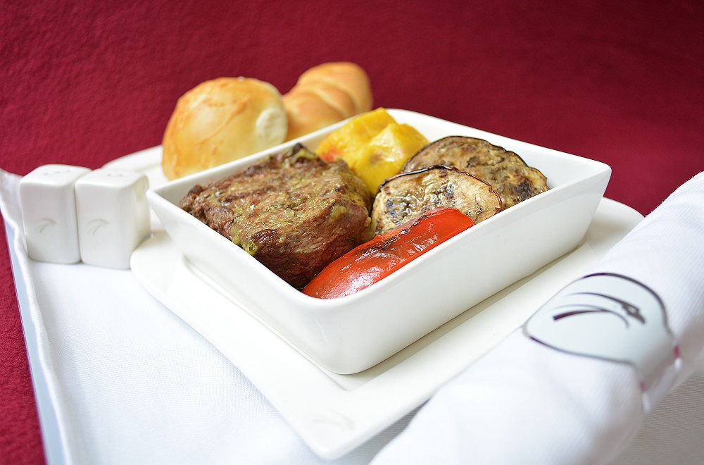SBA Airlines estrena menú criollo en su clase Ejecutiva