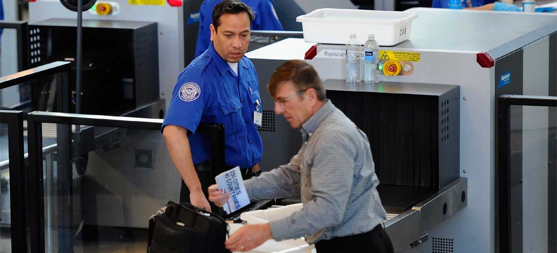Cómo ahorrar tiempo al pasar por controles de seguridad en los aeropuertos