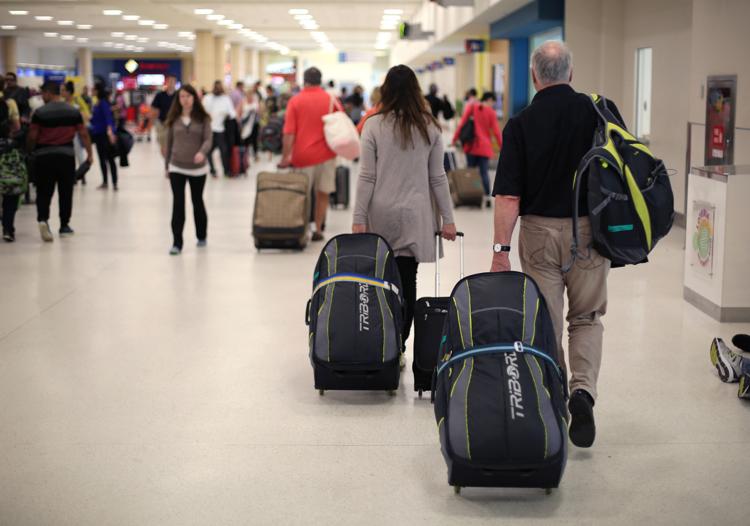 Aerolíneas de EEUU esperan batir récords de viajes por Día del Trabajo