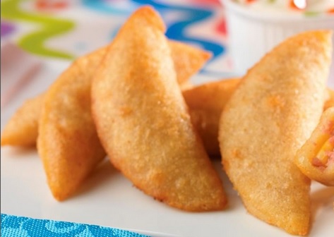 Celebran el Día Mundial de la Empanada venezolana