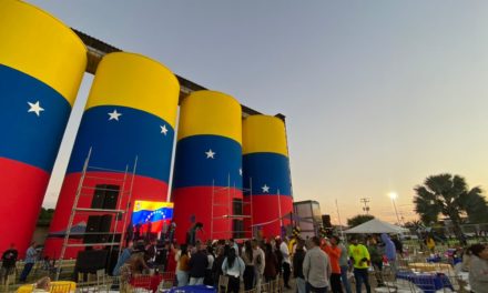 Celebran 90 aniversario de El Tigre con amanecer llanero en parque La Bandera