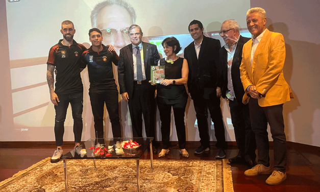 Banesco marcó un golazo con la publicación del libro «Delirio Vinotinto. Historia del fútbol en Venezuela 1902-2023»