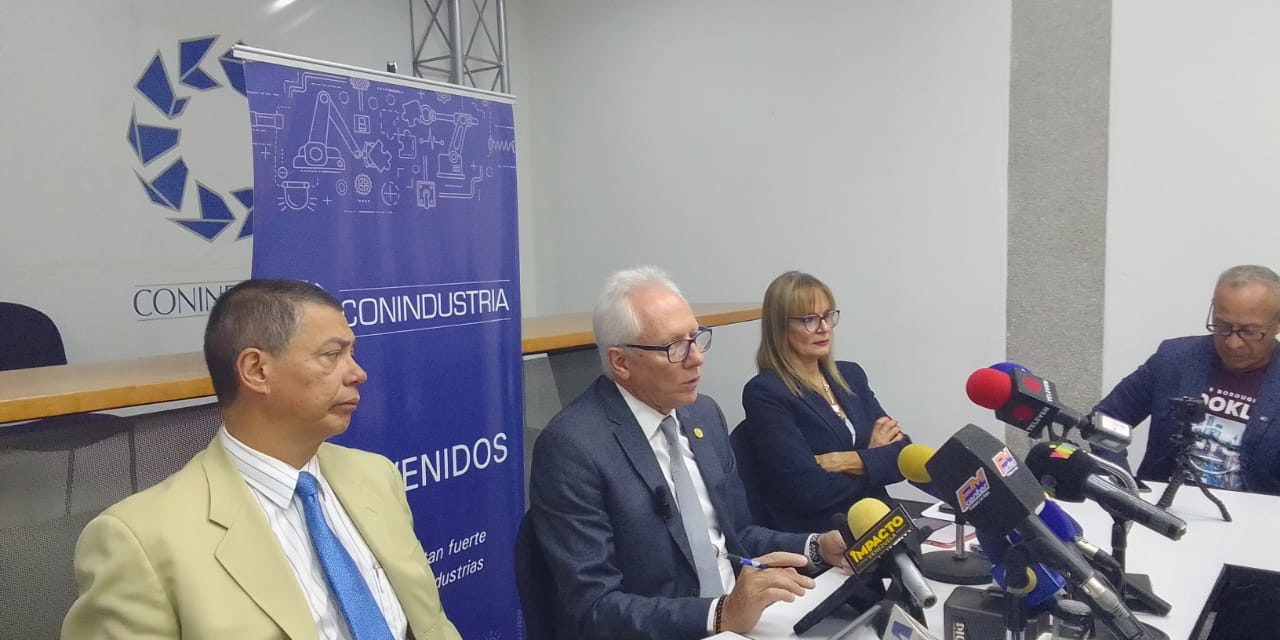 Industria nacional detuvo la caída en la producción durante el tercer trimestre de 2023