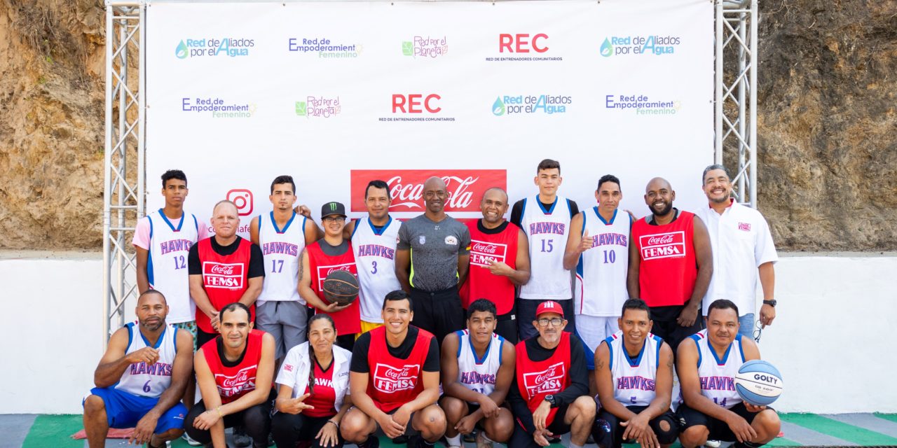 Coca-Cola FEMSA de Venezuela reinaugura cancha de usos múltiples en la parroquia Filas de Mariche