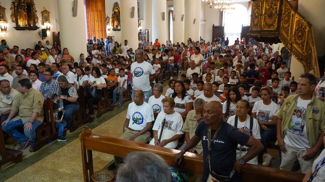 Palmeros de Chacao reciben bendición en Misa de Envío para subir a buscar la palma bendita