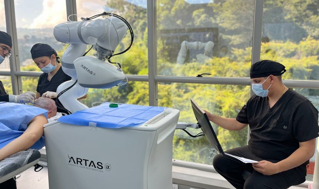 Abrió al público Spiro Hair Restoration Center para el implante capilar con tecnologia de vanguardia