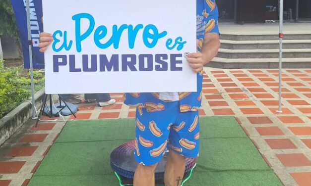 Plumrose enciende la fiesta de la Semana del Perro Caliente 2025