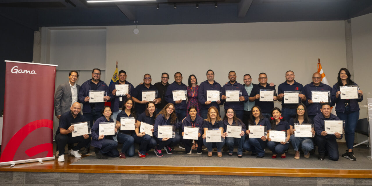 Gama celebra la Graduación de la Cuarta Cohorte del Diplomado en Gerencia de Empresas de Servicio en UNIMET