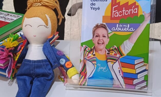 Mari Tinoco bautizó el libro «Cuentos de la abuela Yeye»