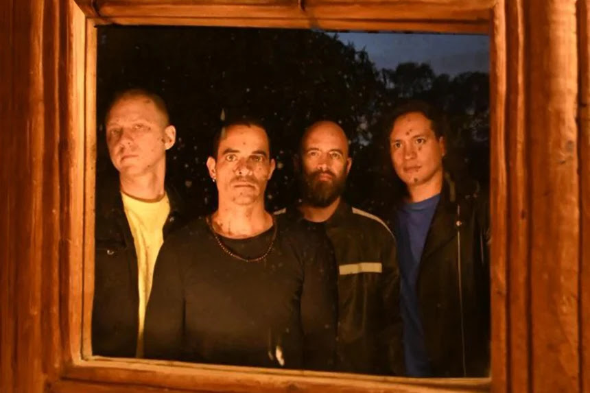Banda 990 presenta su nuevo sencillo: «Herramienta»